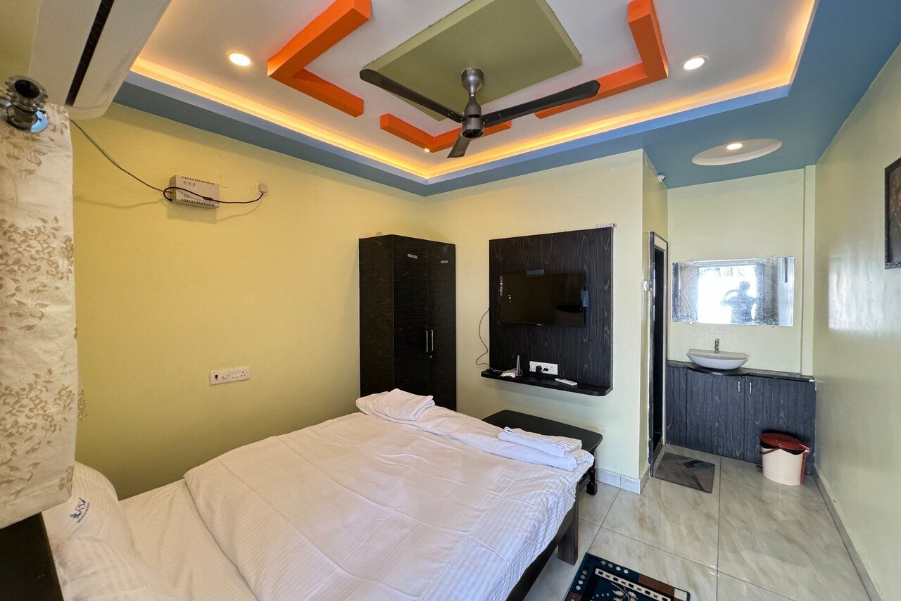 Premium Sea-View Suite